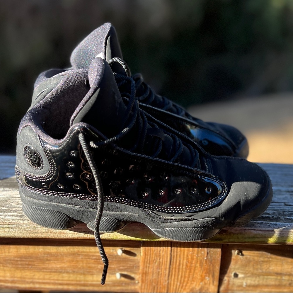 AIR JORDAN 13 CAP AND GOWN